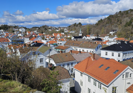 27. april: Byvandring i Risør